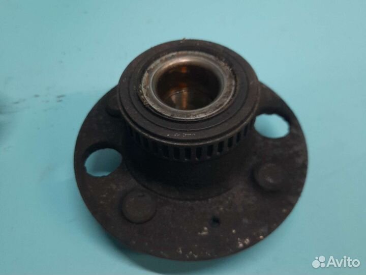 Ступица задняя Rover 400