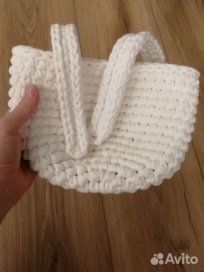 Подвесная корзинка на кроватку