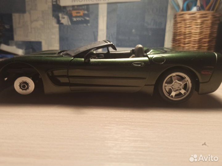 Машина, модель б/у Chevrolet Corvette c5 1997 года