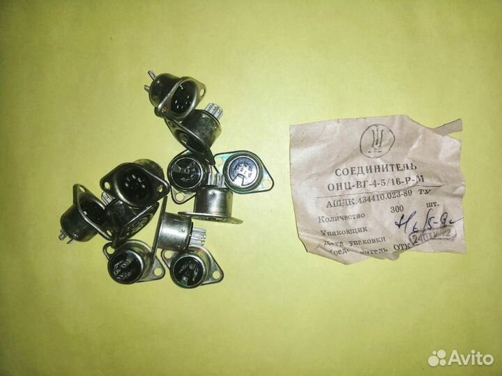 Разъём Онц-вг-4-5/16-Р-М