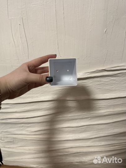 Кашпо квадратные белые