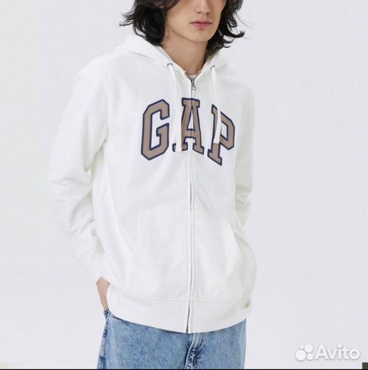 GAP zip-hoodie logo