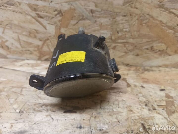 Противотуманка левая Ford Mondeo 3