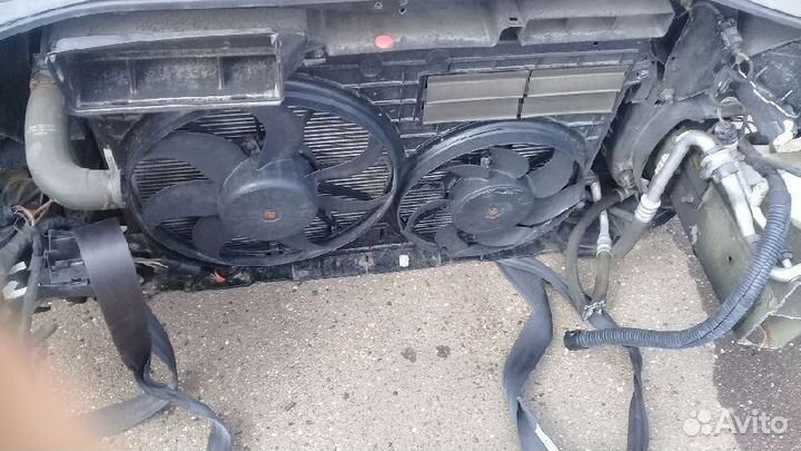 Радиатор охлаждения Volkswagen Passat b6 3C5