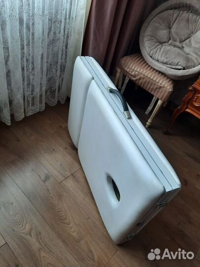 Кушетка массажная складная