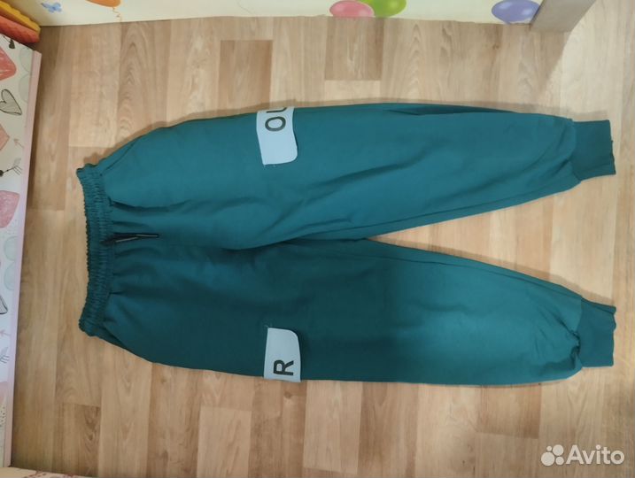 Спортивный костюм женский