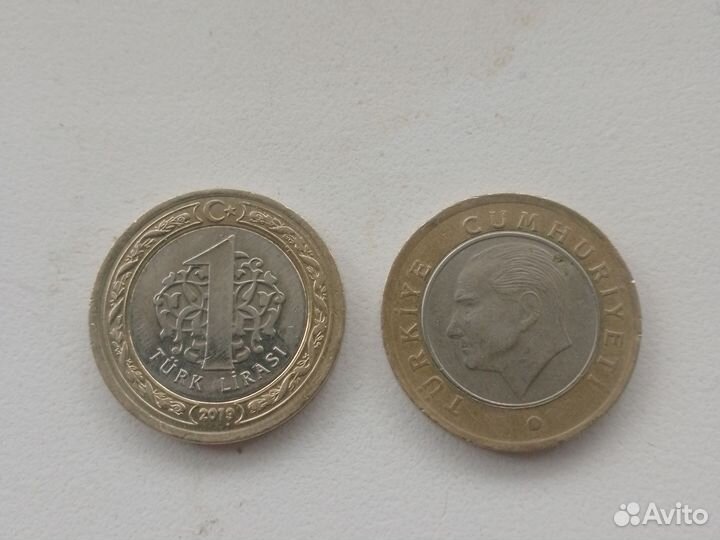 Редкая монета Турции 1 лира