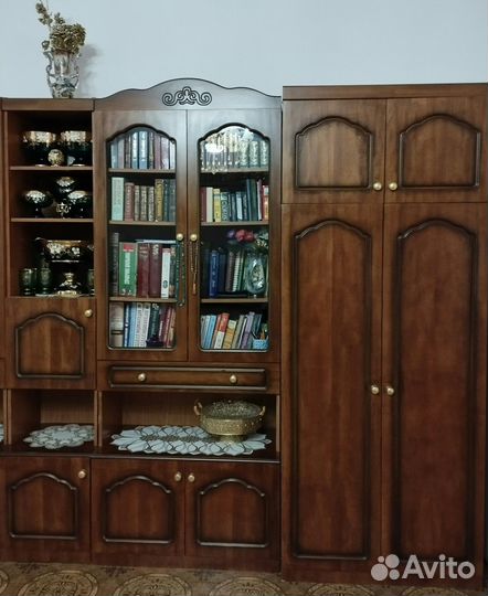 Продается гостевая стенка-горка