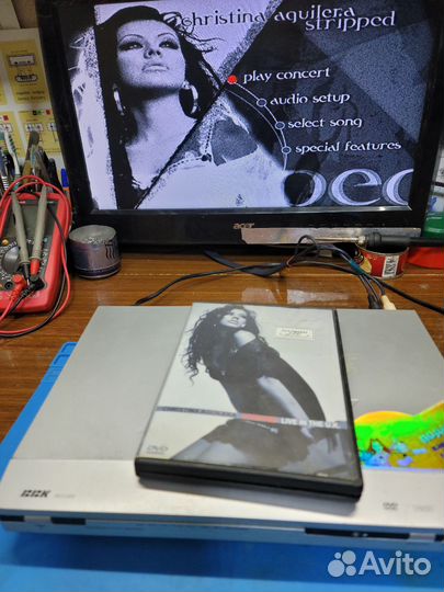 DVD плеер BBK DV110SI