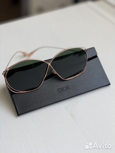 Новые солнцезащитные очки Dior оригинал