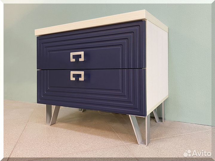 Тумба прикроватная