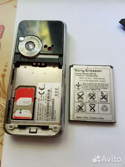 Телефон Sony Ericsson K660i