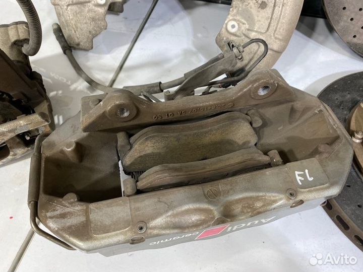 Комплект керамических тормозов Audi S8 D3 BSM 2007