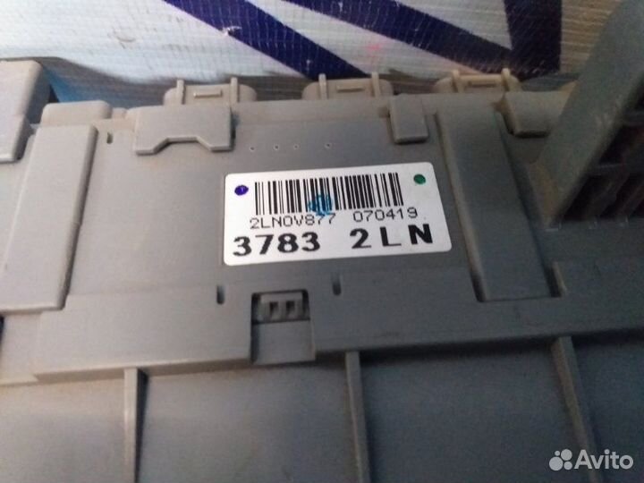 Блок предохранителей Honda Civic FK2 R18A2 2007