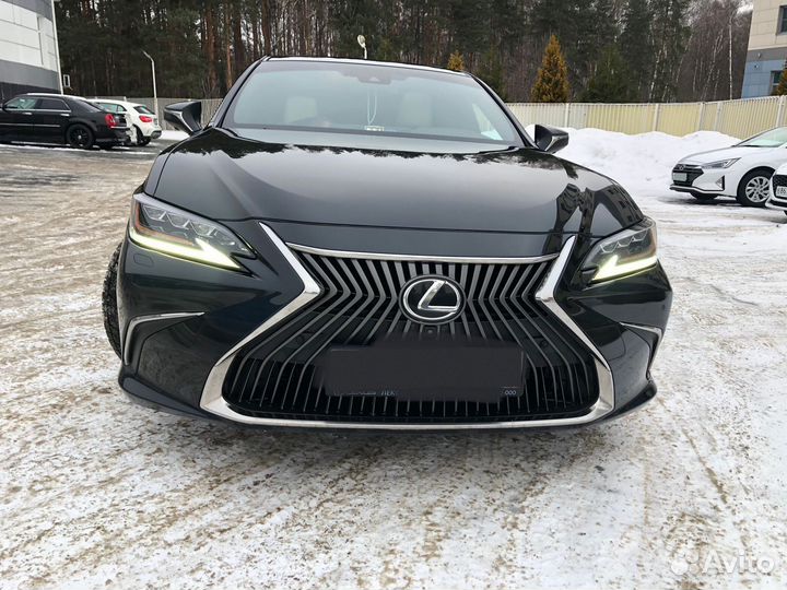 Lexus ES, 2018