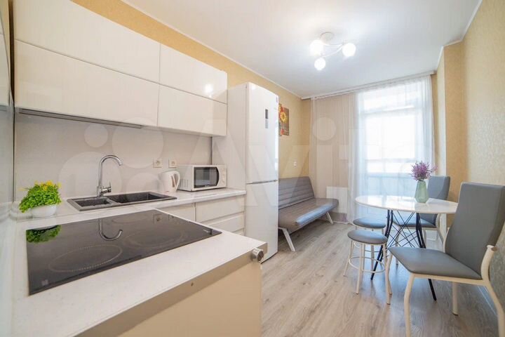 1-к. квартира, 40 м², 32/37 эт.