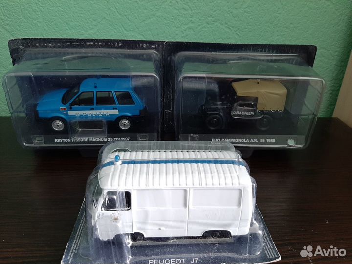 Полицейские машины мира в блистерах (1) 1/43