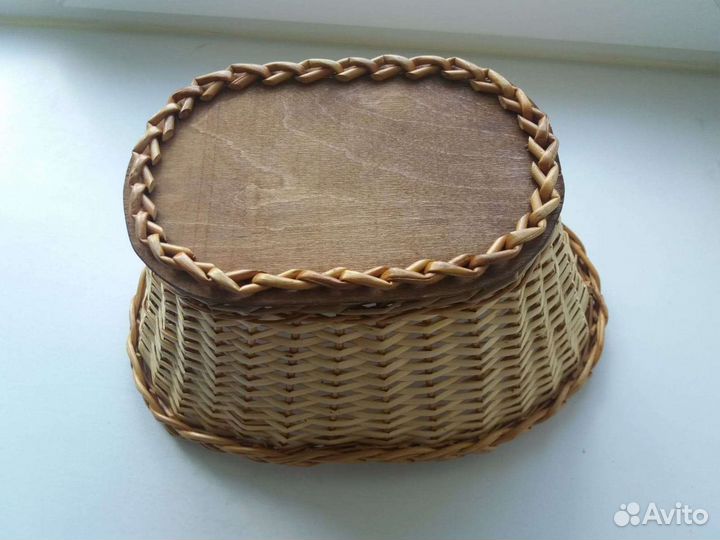 Корзина плетеная