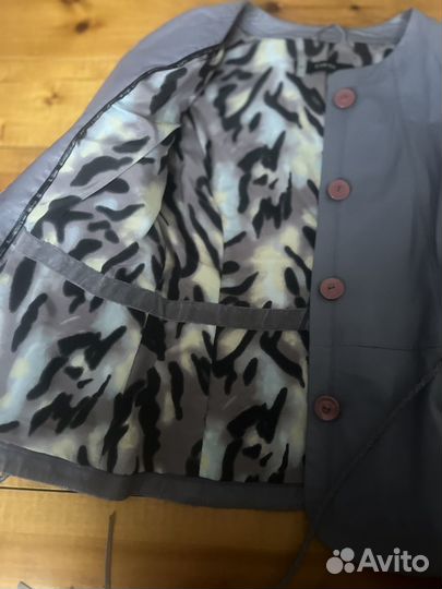 Куртка кожаная женская 42 размер