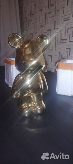 Фарфоравый мишка (копилка)