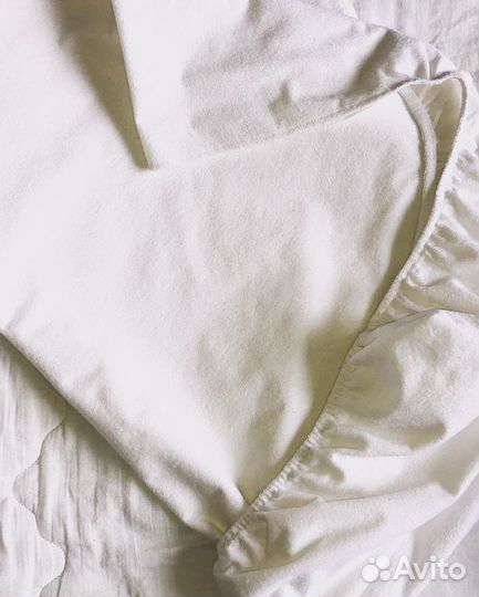 Непромокаемый наматрасник, простынь