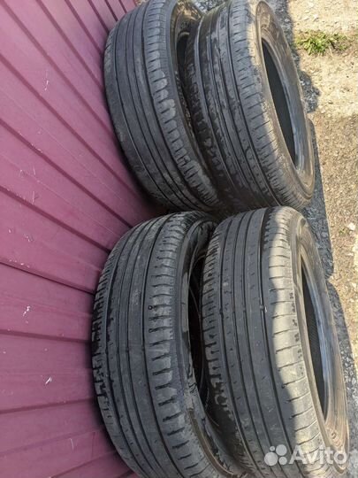 Yokohama BluEarth AE50 215/65 R17 99V