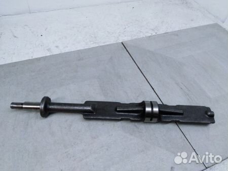 Вал балансирный ME203368