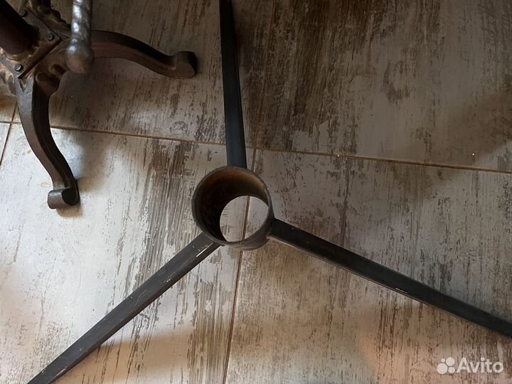 Подставка для елки