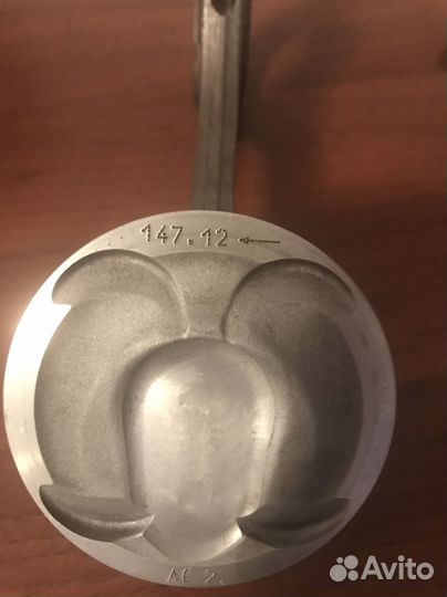 Поршни с шатунами в сборе