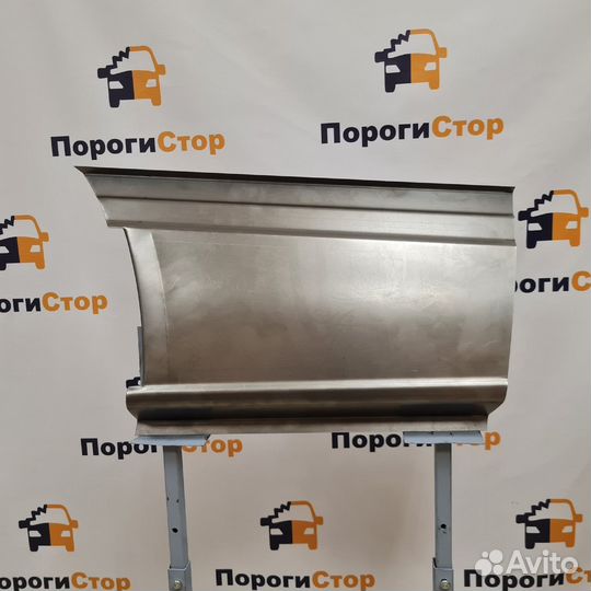 Порог откатной двери VW Crafter maxi