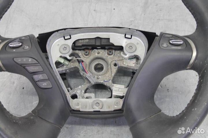 Руль Nissan Pathfinder R52