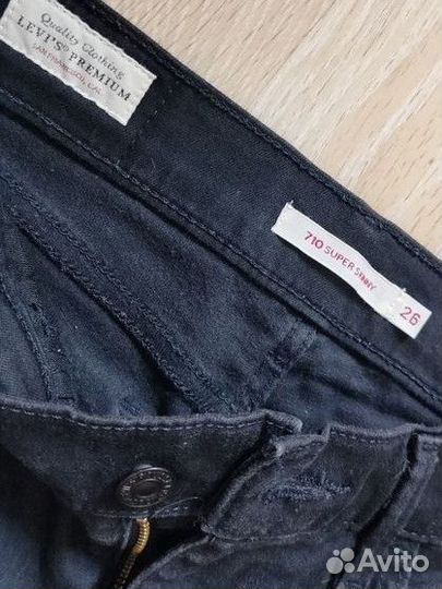 Джинсы женские levis