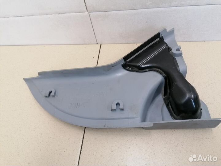 Крышка зеркала внутренняя левая Maxus (2005 - 2009