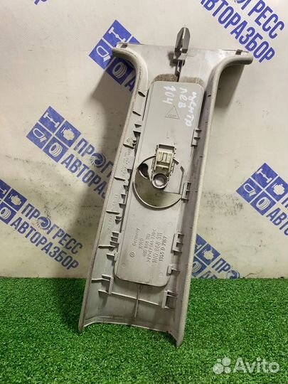 Обшивка стойки левая Volkswagen Golf 3 хэтчбек 1.8