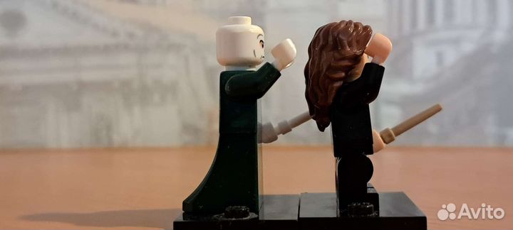 Lego minifigures 71022