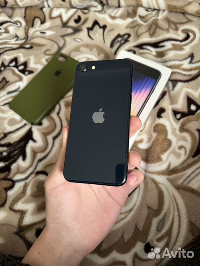 iPhone SE (2022), 64 ГБ