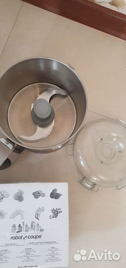 Новый процессор Robot Coupe R402 с 4 насадками