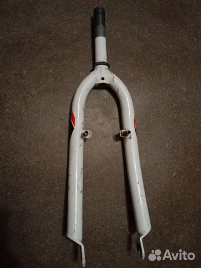 Колеса 24 дюйма; вилка 24