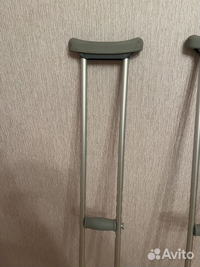 Костыли подмышечные