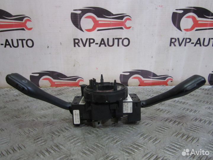 Переключатель подрулевой Skoda Octavia 1997-2000