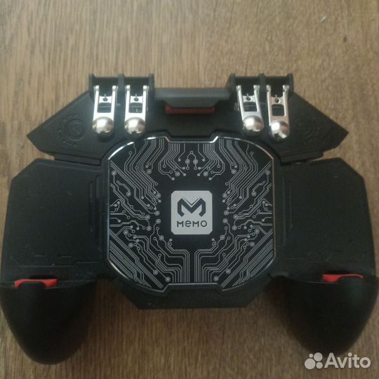 Геймпад для смартфона