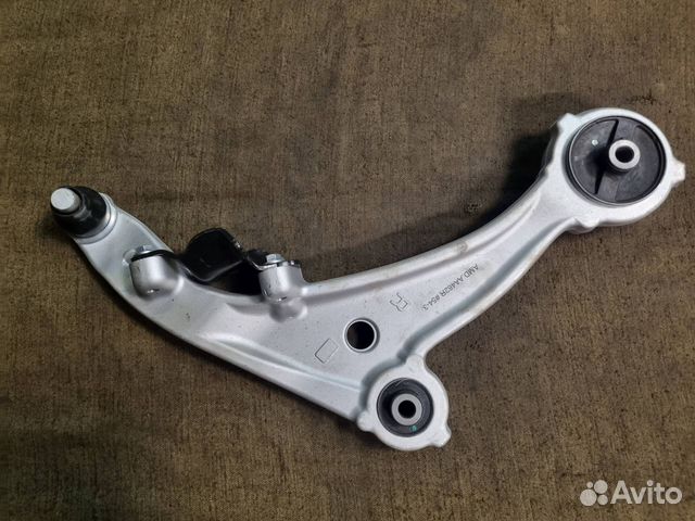 Рычаг передний правый Nissan Teana J32