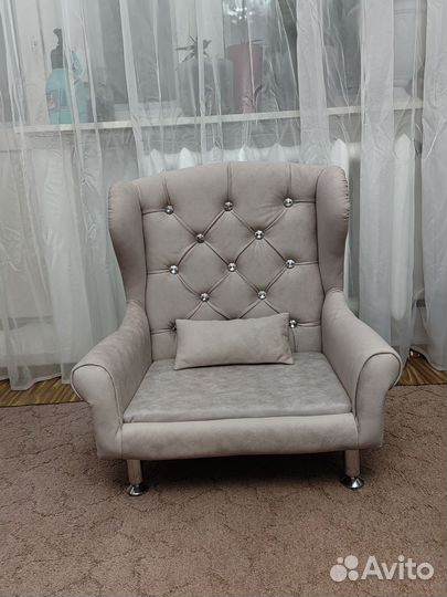 Диван лежанка для мелких животных новый