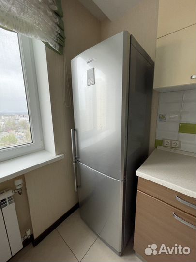 Холодильник бу Samsung RL38ecps