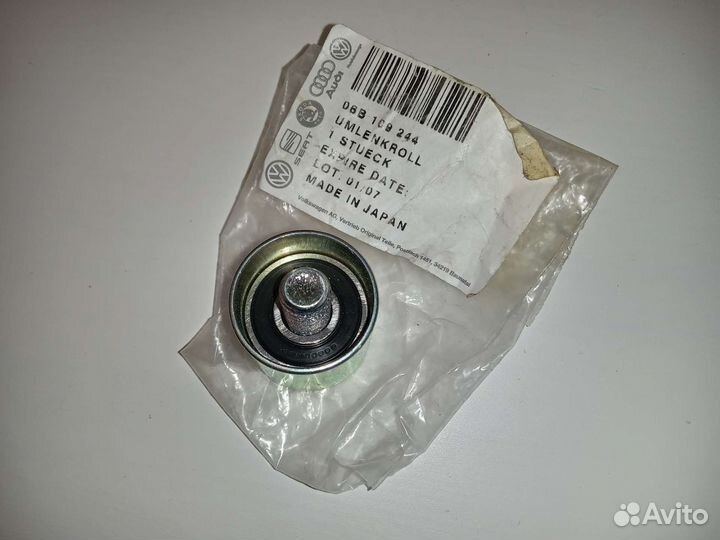 Ролик обводной грм новый 06B109244 Фольксваген Ауд