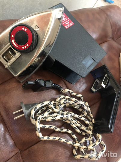 Утюг старинный