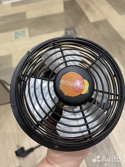 Вентилятор Equation настольный с зажимом