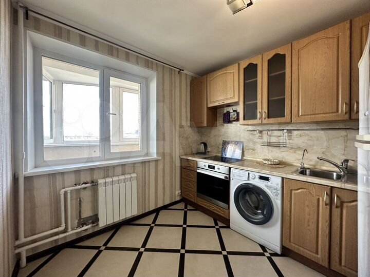 1-к. квартира, 40 м², 12/16 эт.