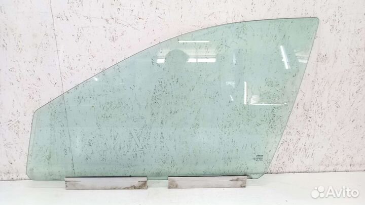 Стекло передней левой двери Volvo XC90