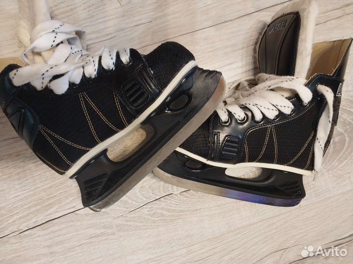 Коньки хоккейные бу larsen детские